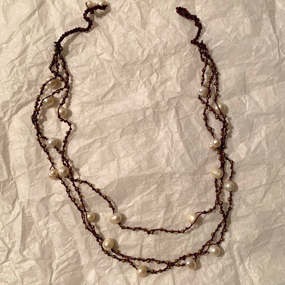 Vintage 80s Pearl like necklace w small copper colored beads